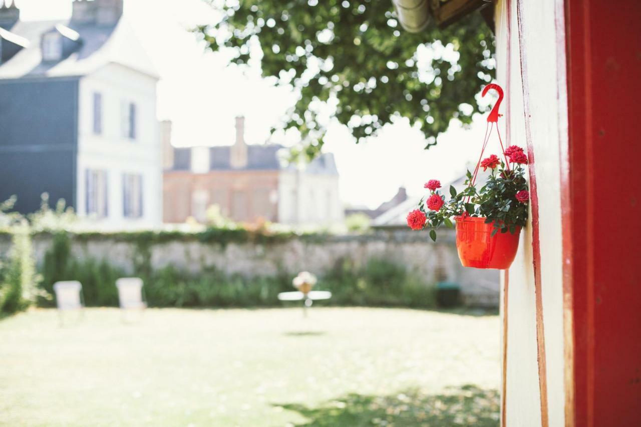 Ma Maison De Poupee Honfleur Exterior foto